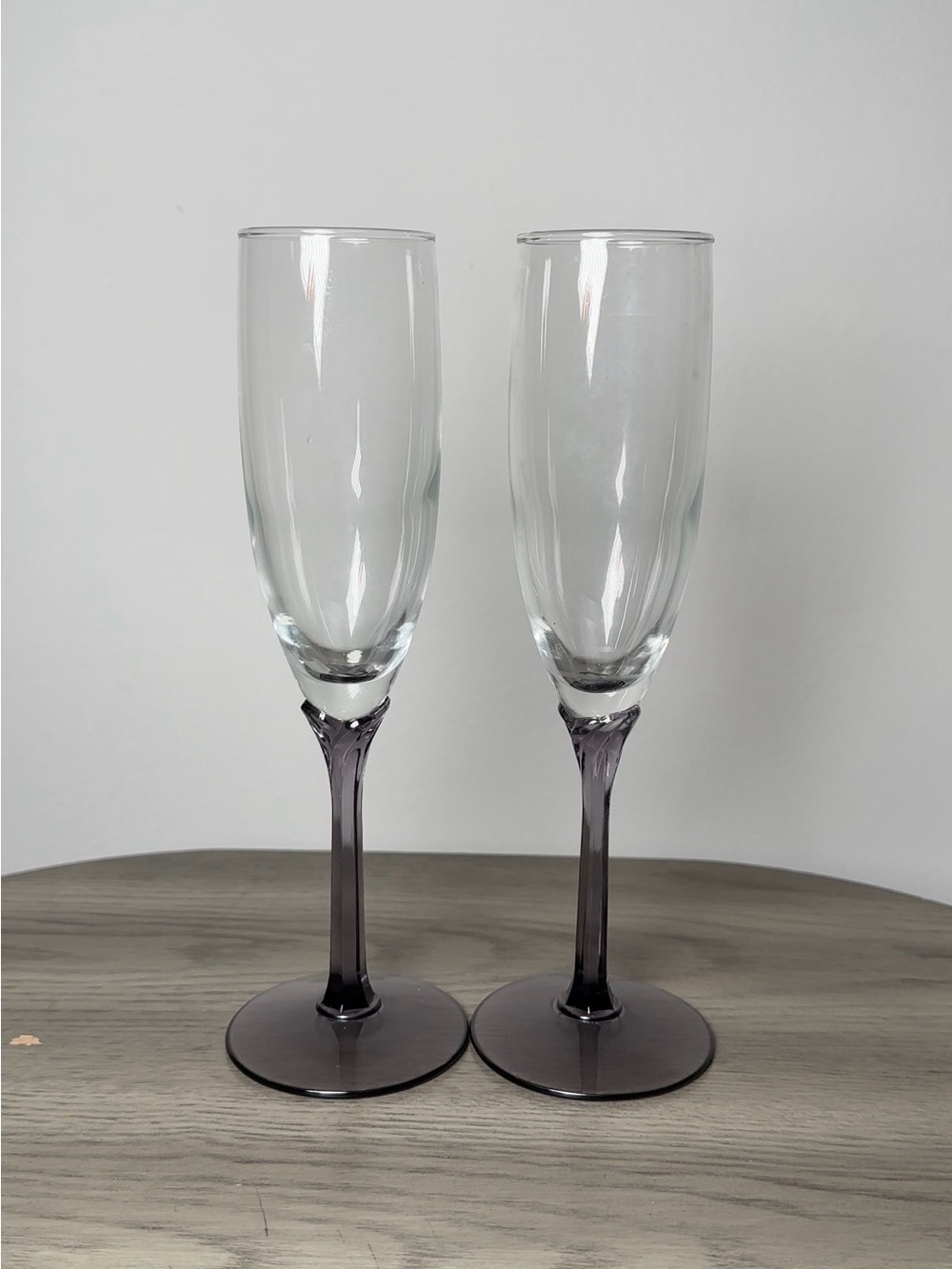 Vintage Set of 2 Libbey Domaine Amethyst Purple Petal Stem Champagne Flutes 9"